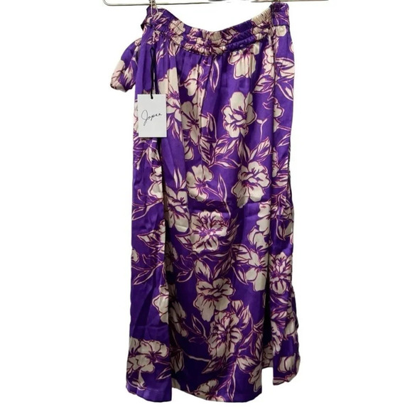 NWT Japna Satin Skirt Floral cottagecore purple & Pink beauty Jr Large - Picture 1 of 4